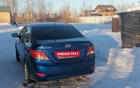 Hyundai Solaris II рестайлинг, 2012 год, 750 000 рублей, 2 фотография