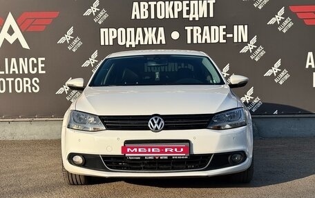 Volkswagen Jetta VI, 2011 год, 1 260 000 рублей, 2 фотография