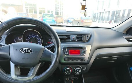 KIA Rio III рестайлинг, 2011 год, 930 000 рублей, 7 фотография