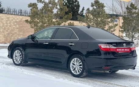 Toyota Camry, 2014 год, 2 190 000 рублей, 20 фотография