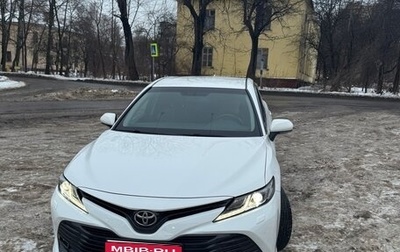 Toyota Camry, 2020 год, 2 500 000 рублей, 1 фотография