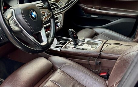 BMW 7 серия, 2016 год, 3 730 000 рублей, 7 фотография