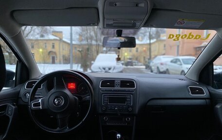 Volkswagen Polo VI (EU Market), 2013 год, 750 000 рублей, 5 фотография