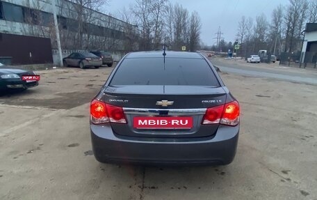 Chevrolet Cruze II, 2010 год, 680 000 рублей, 7 фотография