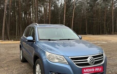 Volkswagen Tiguan I, 2011 год, 1 120 000 рублей, 2 фотография