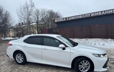 Toyota Camry, 2020 год, 2 500 000 рублей, 3 фотография