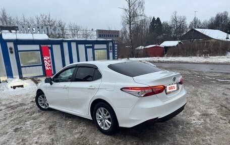 Toyota Camry, 2020 год, 2 500 000 рублей, 5 фотография