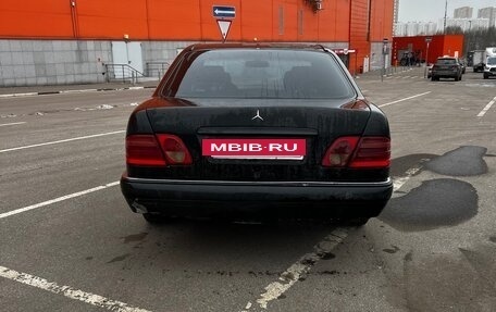 Mercedes-Benz E-Класс, 1998 год, 220 000 рублей, 10 фотография