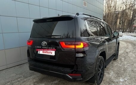 Toyota Land Cruiser, 2023 год, 12 950 000 рублей, 9 фотография