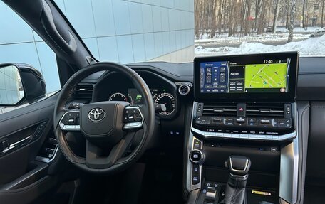 Toyota Land Cruiser, 2023 год, 12 950 000 рублей, 13 фотография