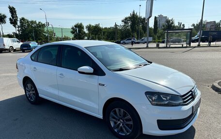 Volkswagen Polo VI (EU Market), 2019 год, 1 600 000 рублей, 2 фотография