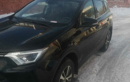 Toyota RAV4, 2017 год, 2 600 000 рублей, 3 фотография