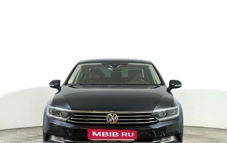 Volkswagen Passat B8 рестайлинг, 2018 год, 1 997 000 рублей, 2 фотография