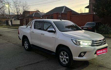 Toyota Hilux VIII, 2018 год, 3 700 000 рублей, 4 фотография