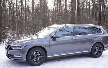 Volkswagen Passat B8 рестайлинг, 2017 год, 2 500 000 рублей, 2 фотография