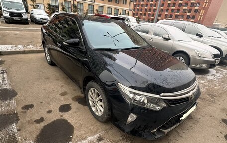 Toyota Camry, 2017 год, 2 950 000 рублей, 4 фотография