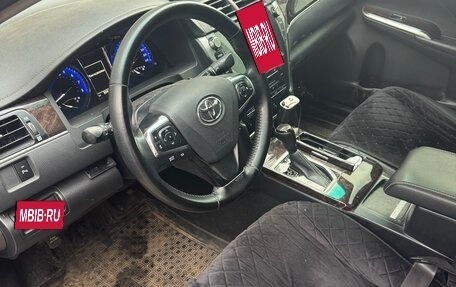 Toyota Camry, 2017 год, 2 950 000 рублей, 8 фотография