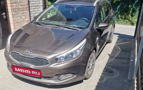 KIA cee'd III, 2012 год, 1 030 000 рублей, 2 фотография