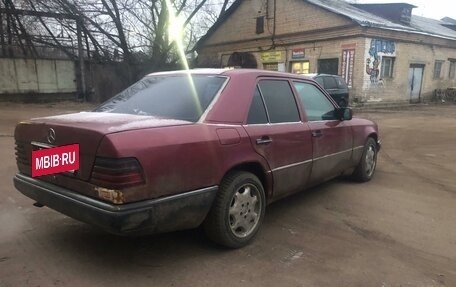 Mercedes-Benz E-Класс, 1993 год, 245 000 рублей, 5 фотография