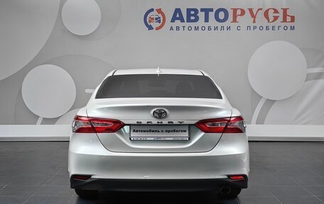 Toyota Camry, 2018 год, 2 717 000 рублей, 4 фотография