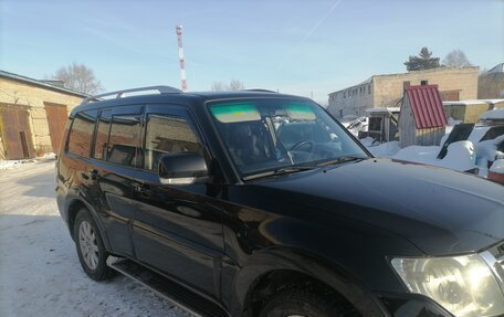 Mitsubishi Pajero IV, 2006 год, 1 550 000 рублей, 2 фотография