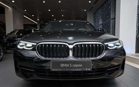 BMW 5 серия, 2023 год, 8 984 217 рублей, 1 фотография