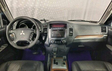 Mitsubishi Pajero IV, 2007 год, 1 400 000 рублей, 13 фотография