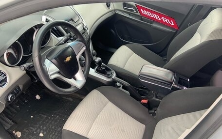 Chevrolet Cruze II, 2013 год, 828 000 рублей, 12 фотография