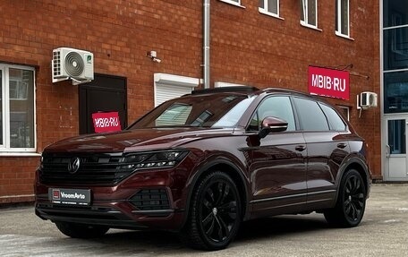 Volkswagen Touareg III, 2018 год, 4 850 000 рублей, 1 фотография