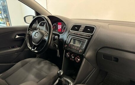 Volkswagen Polo VI (EU Market), 2017 год, 1 145 000 рублей, 13 фотография