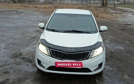 KIA Rio III рестайлинг, 2014 год, 700 000 рублей, 5 фотография