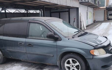 Dodge Caravan IV, 2005 год, 350 000 рублей, 2 фотография