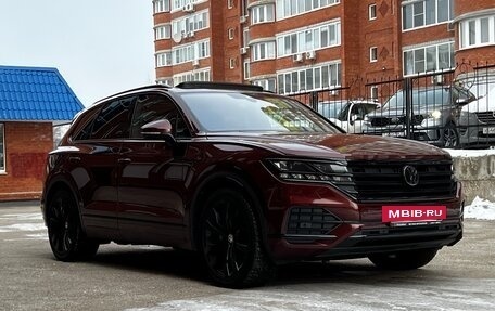 Volkswagen Touareg III, 2018 год, 4 850 000 рублей, 3 фотография