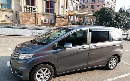 Honda Freed I, 2012 год, 1 100 000 рублей, 5 фотография