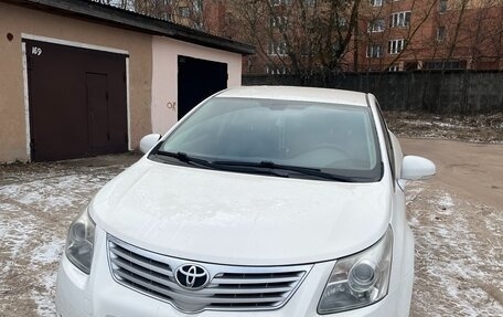 Toyota Avensis III рестайлинг, 2010 год, 1 070 000 рублей, 1 фотография