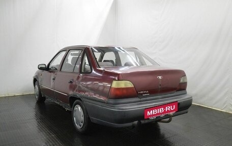 Daewoo Nexia I рестайлинг, 1998 год, 106 000 рублей, 7 фотография