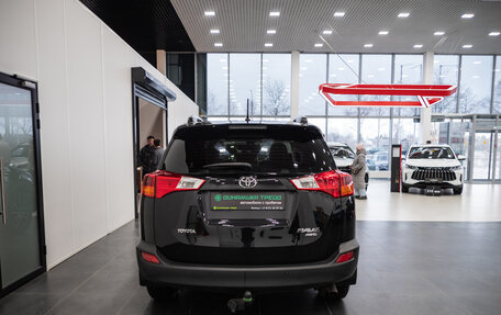 Toyota RAV4, 2014 год, 1 780 000 рублей, 7 фотография