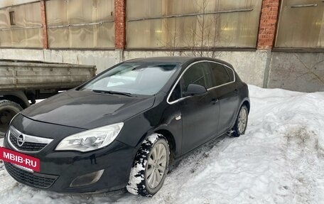 Opel Astra J, 2011 год, 650 000 рублей, 3 фотография