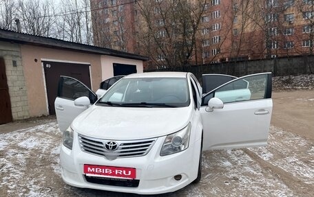 Toyota Avensis III рестайлинг, 2010 год, 1 070 000 рублей, 2 фотография