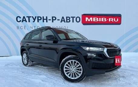 Skoda Kodiaq I, 2025 год, 4 990 000 рублей, 2 фотография