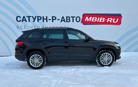 Skoda Kodiaq I, 2025 год, 4 990 000 рублей, 3 фотография