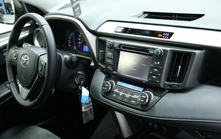 Toyota RAV4, 2013 год, 2 048 000 рублей, 17 фотография