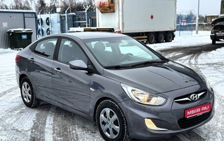 Hyundai Solaris II рестайлинг, 2013 год, 840 000 рублей, 1 фотография