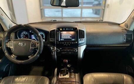 Toyota Land Cruiser 200, 2008 год, 2 740 000 рублей, 9 фотография