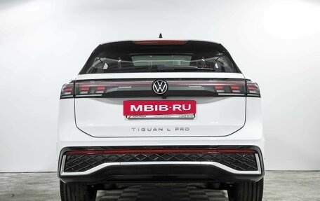 Volkswagen Tiguan, 2024 год, 5 850 000 рублей, 6 фотография