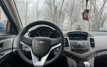 Chevrolet Cruze II, 2010 год, 590 000 рублей, 6 фотография