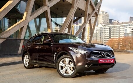 Infiniti FX II, 2011 год, 2 650 000 рублей, 6 фотография