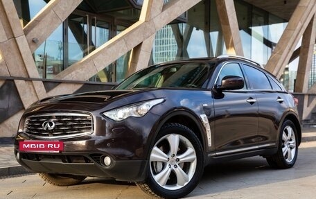 Infiniti FX II, 2011 год, 2 650 000 рублей, 7 фотография