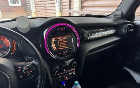 MINI Hatch, 2018 год, 2 300 000 рублей, 9 фотография