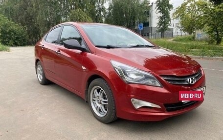 Hyundai Solaris II рестайлинг, 2015 год, 845 000 рублей, 9 фотография